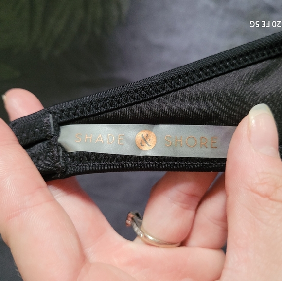 ⭐️Shade & Shore Push-Up Bikini Top⭐️ - Picture 2 of 3